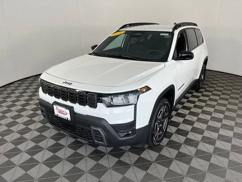 Used 2026 Jeep Cherokee Limited AWD/4WD image 3