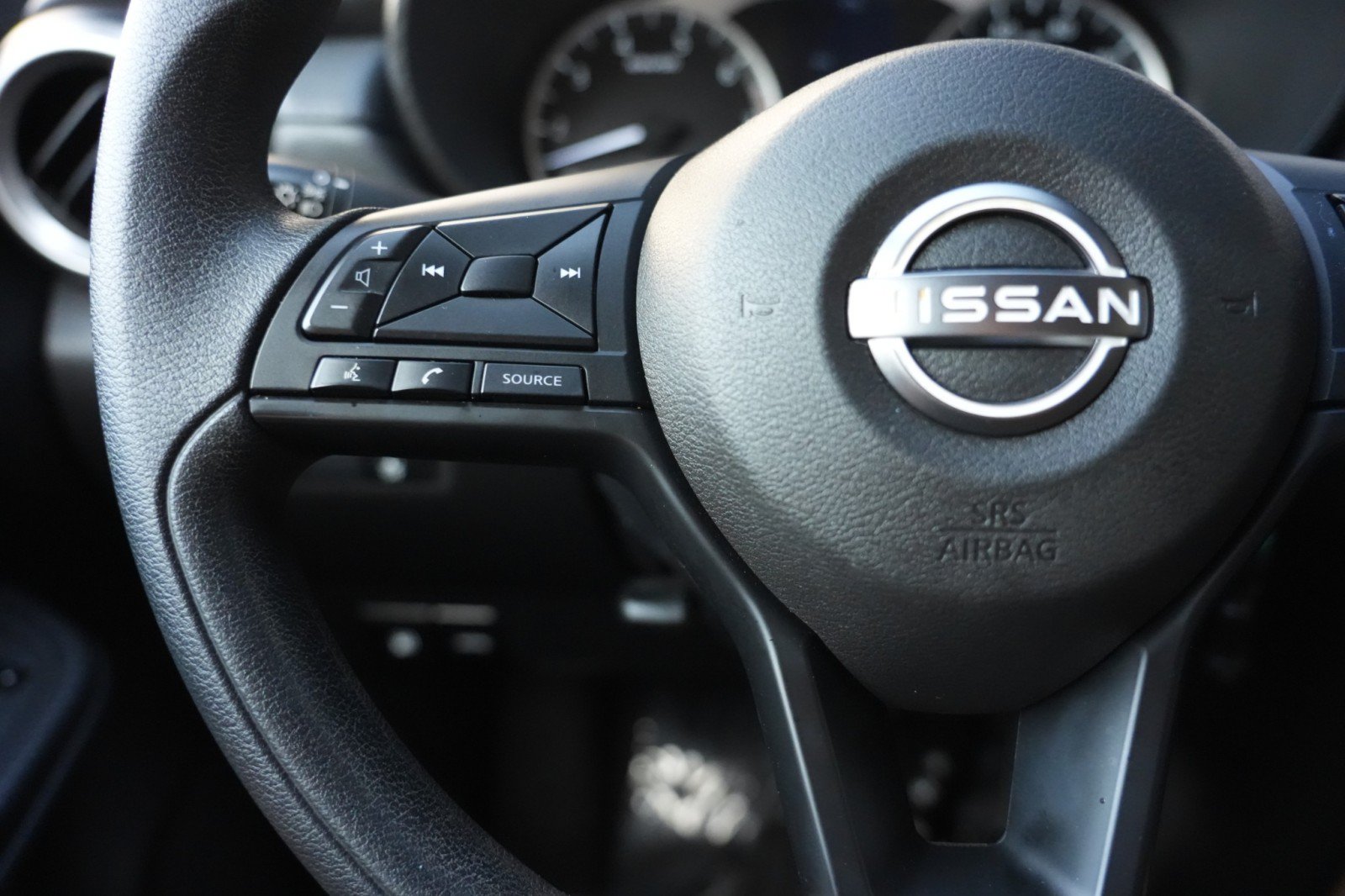 Used 2025 Nissan Versa S w/ Trunk Package FWD image 19
