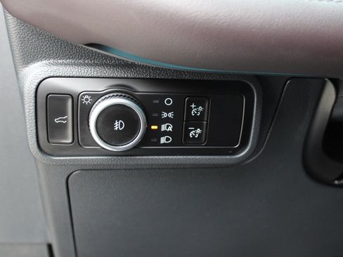 Used 2025 Ford Explorer Platinum w/ LUX Leather Package image 48