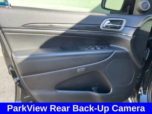 Used 2021 Jeep Grand Cherokee Limited AWD/4WD image 10