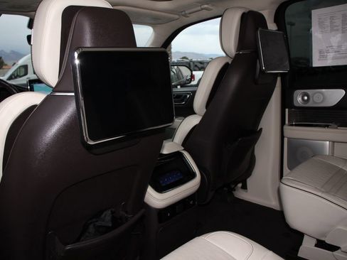 Certified 2023 Lincoln Navigator L Black Label image 15