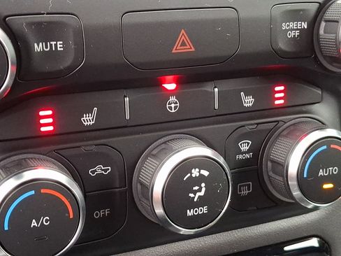 Certified 2022 RAM 1500 Big Horn AWD/4WD image 25