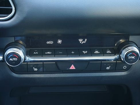 Used 2025 MAZDA CX-30 AWD 2.5 S w/ Preferred Package image 24