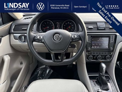 Used 2018 Volkswagen Passat 2.0T R-Line image 13