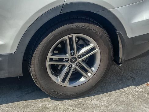 Used 2018 Hyundai Santa Fe Sport image 5