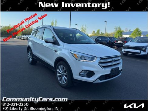 Used 2017 Ford Escape Titanium w/ Equipment Group 301A AWD/4WD image 1