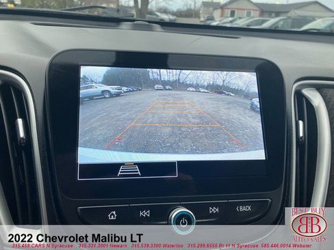 Used 2022 Chevrolet Malibu LT FWD image 15