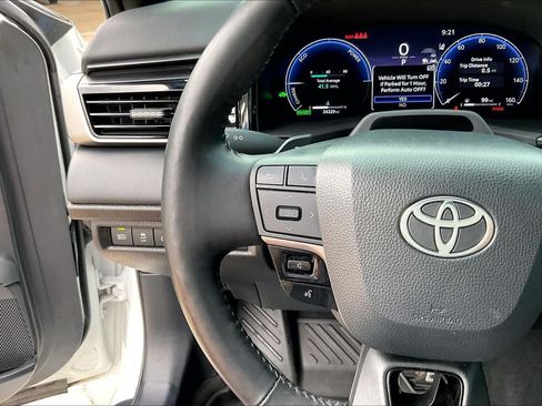 Used 2025 Toyota Camry XSE w/ Premium Plus Package FWD image 23