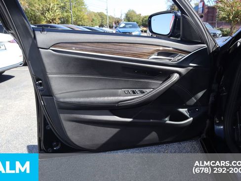 Used 2019 BMW 530e image 12