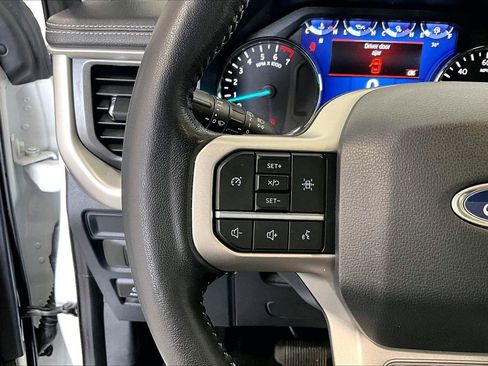 Used 2022 Ford Expedition Max XLT AWD/4WD image 21