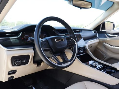 Used 2021 Jeep Grand Cherokee L Limited w/ MOPAR Finishing Package RWD image 8