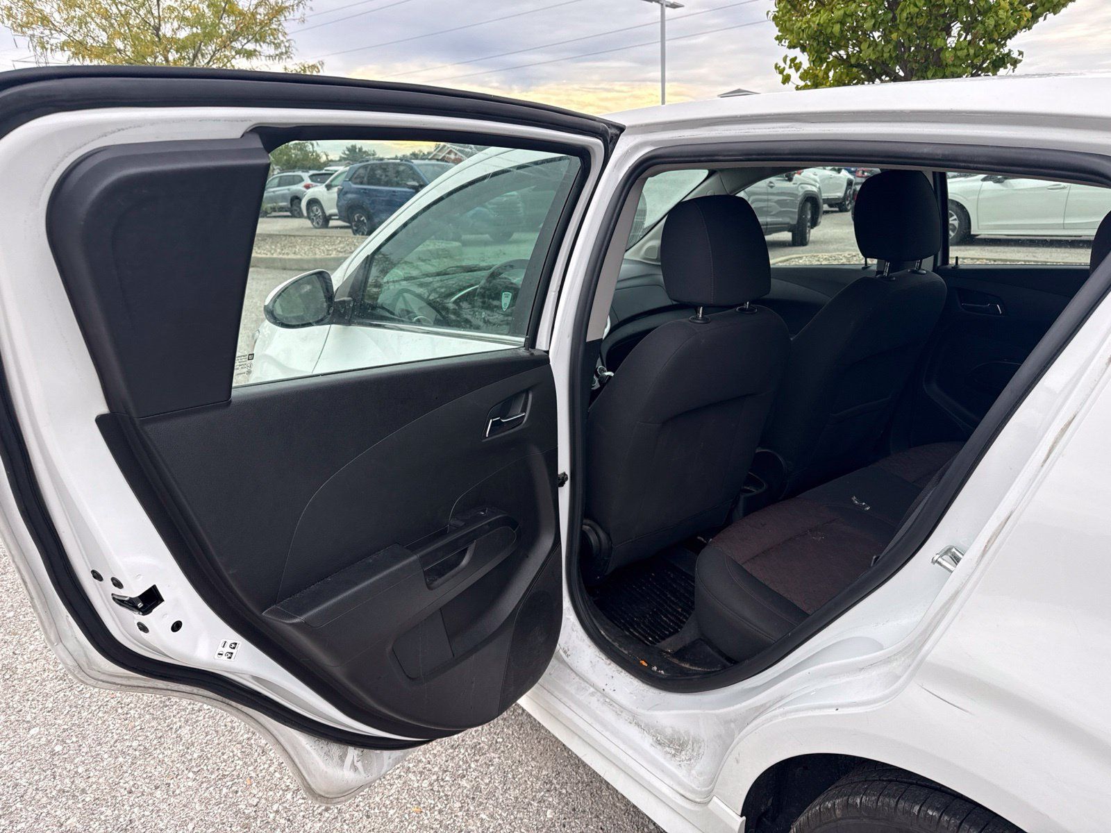 Used 2019 Chevrolet Sonic LT w/ Convenience Package FWD image 17