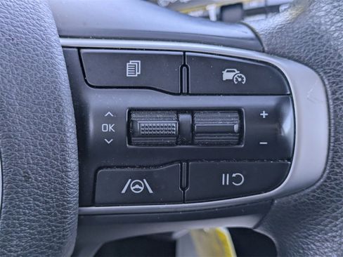 Used 2023 Kia Sportage LX image 24