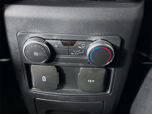 Used 2022 Ford Explorer ST-Line image 25