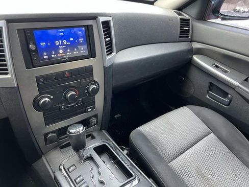 Used 2008 Jeep Grand Cherokee Laredo image 29