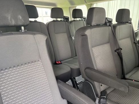 Used 2024 Ford Transit 350 XLT RWD image 27