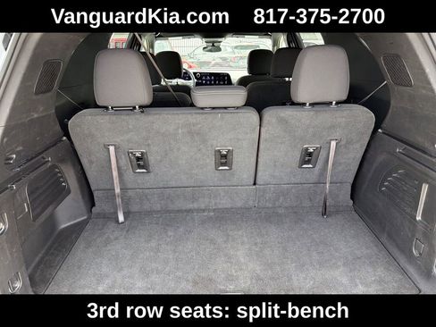 Used 2025 Chevrolet Traverse LT AWD/4WD image 23
