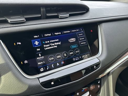 Certified 2025 Cadillac XT5 Premium Luxury w/ LPO, Floor Liner Package image 13