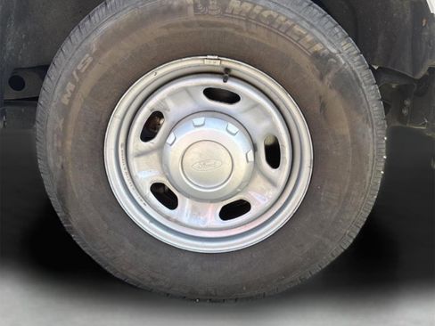 Used 2022 Ford F250 XL w/ Power Equipment Group RWD image 15