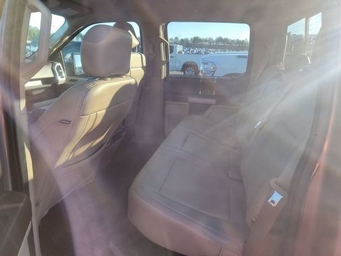 Used 2020 Ford F150 Lariat image 4