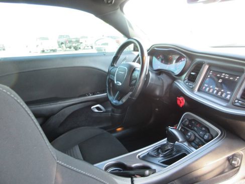 Used 2022 Dodge Challenger GT w/ Blacktop Package RWD image 20