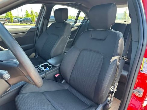 Used 2008 Pontiac G8 RWD image 31