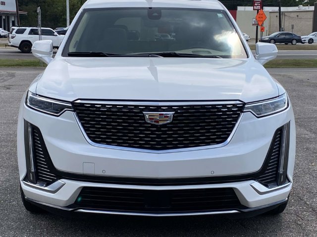 Used 2024 Cadillac XT6 Premium Luxury w/ Platinum Package FWD image 8