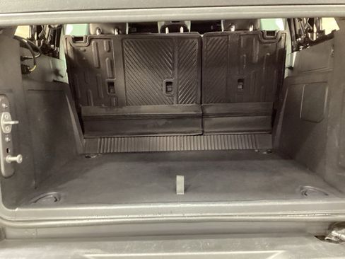 Used 2022 Ford Bronco Wildtrak image 32