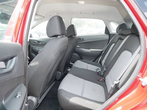 Used 2023 Hyundai Kona SE AWD/4WD image 17