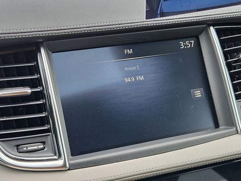 Used 2025 INFINITI QX50 Luxe w/ Accent Package AWD/4WD image 21