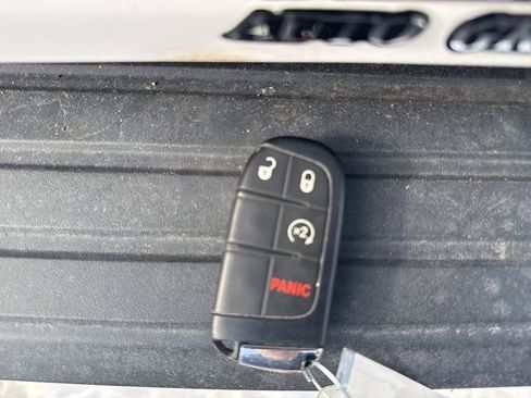 Certified 2022 Jeep Compass High Altitude image 6