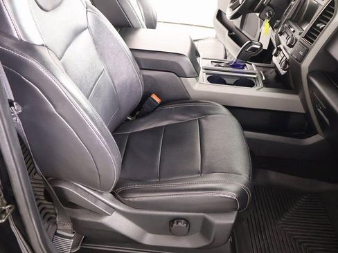 Used 2019 Ford F150 Raptor image 13