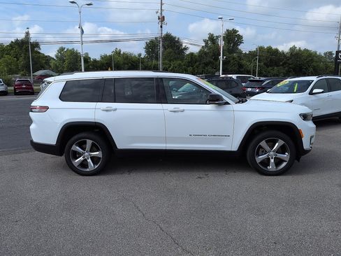 Used 2021 Jeep Grand Cherokee L Limited w/ Trailer Tow Package AWD/4WD image 2