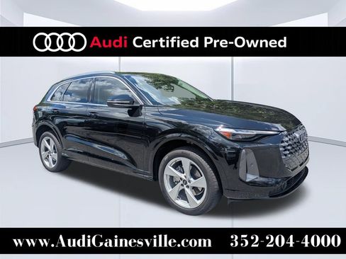 Used 2025 Audi Q5 Premium w/ Premium Plus AWD/4WD image 1