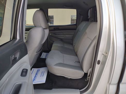 Used 2012 Toyota Tacoma 4x4 Double Cab w/ TRD Sport Pkg image 24
