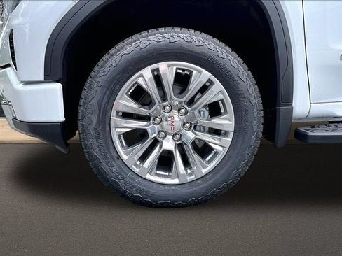 New 2026 GMC Sierra 1500 Denali w/ Technology Package AWD/4WD image 13