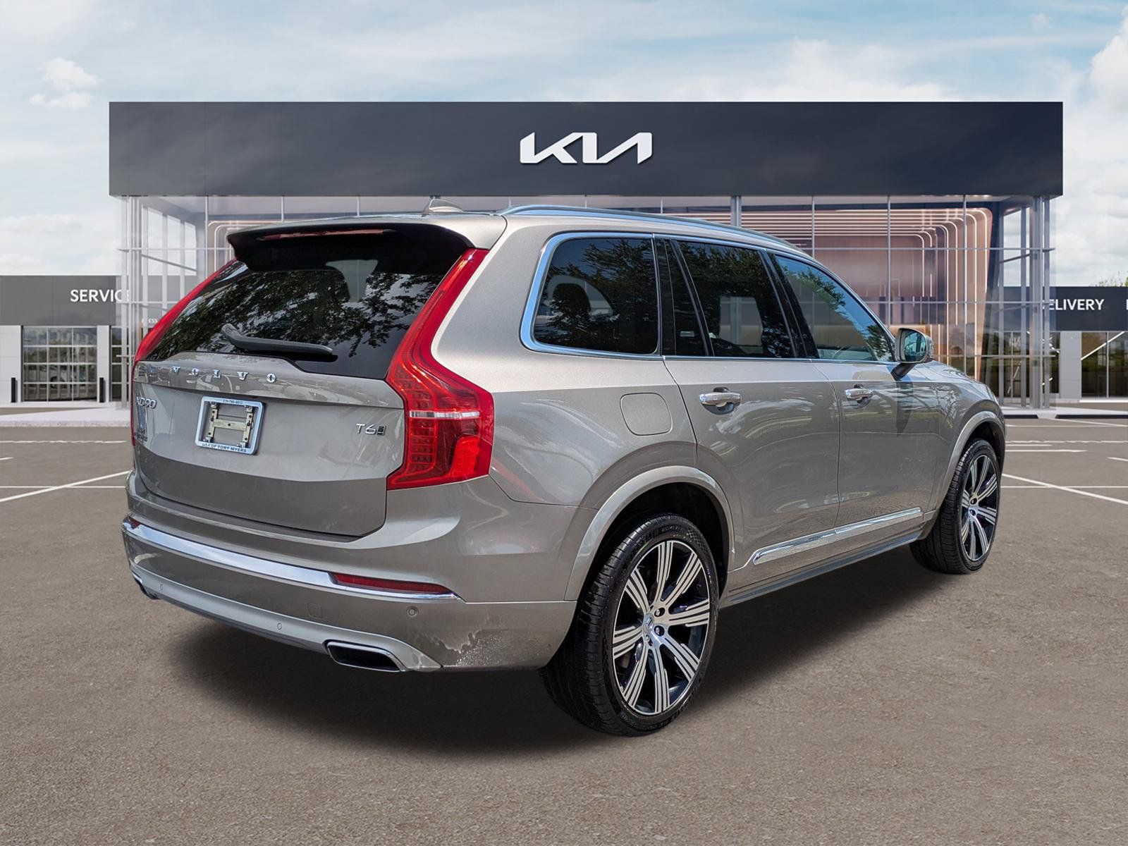 Used 2021 Volvo XC90 T6 Inscription AWD/4WD image 4