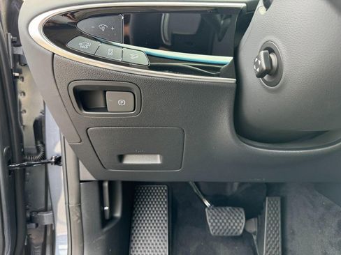 Certified 2026 Genesis GV70 2.5T Select image 17