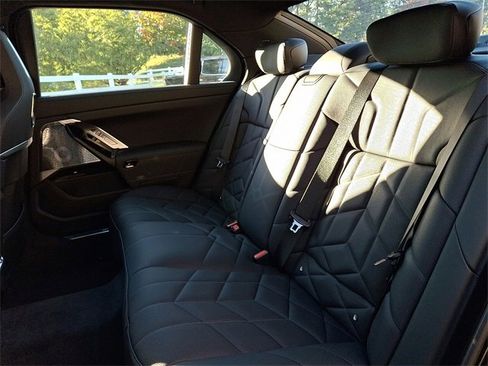 New 2026 BMW 760i xDrive 760i xDrive w/ Executive Package image 9