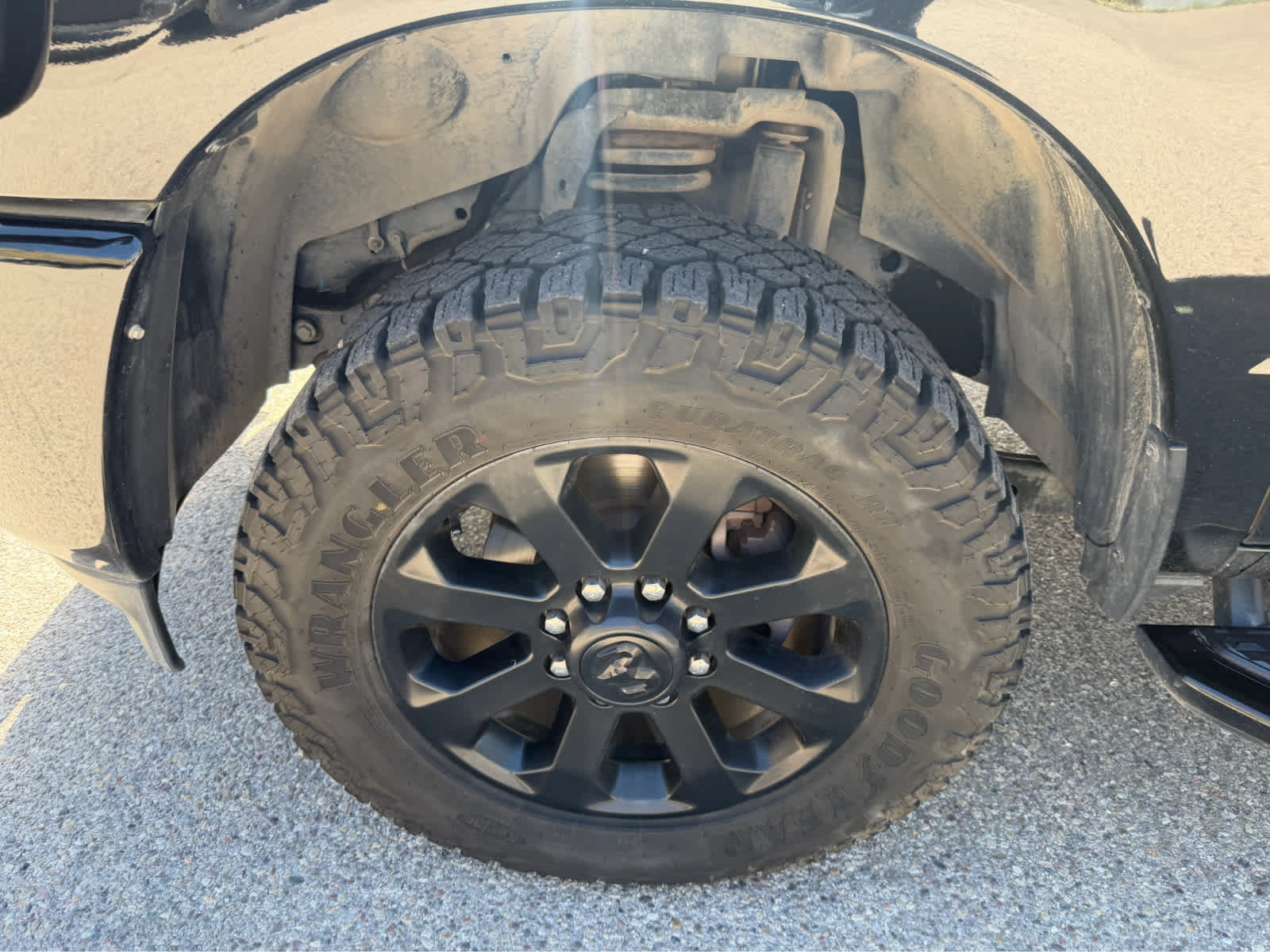 Used 2023 RAM 2500 Laramie AWD/4WD image 19