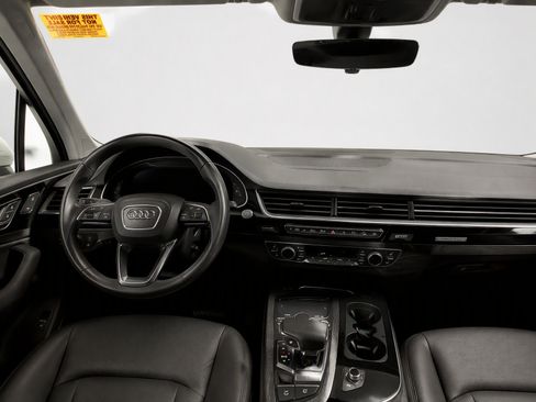 Used 2018 Audi Q7 3.0T Premium Plus w/ Premium Plus Package AWD/4WD image 24