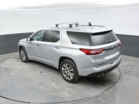 Used 2019 Chevrolet Traverse Premier w/ LPO, Blackout Package AWD/4WD image 32