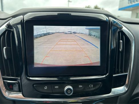 Used 2018 Chevrolet Traverse LT image 30