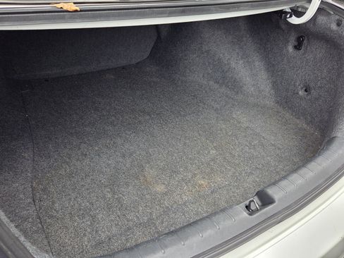 Used 2017 Honda Accord LX image 13