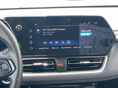 Used 2024 Chevrolet TrailBlazer LT FWD image 19