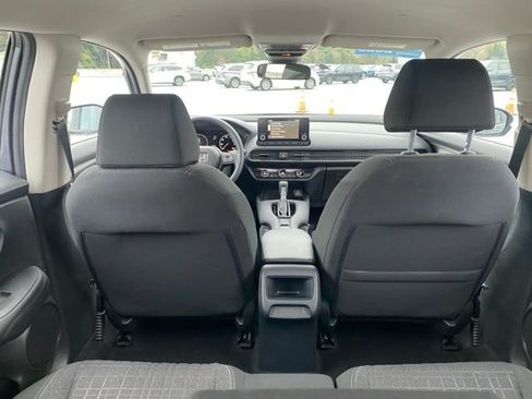 Certified 2023 Honda HR-V LX image 14