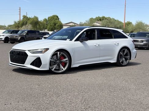 Used 2021 Audi RS 6 w/ Executive Package AWD/4WD image 2