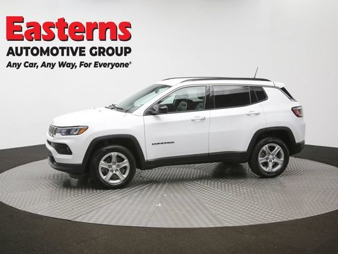 Used 2024 Jeep Compass Latitude AWD/4WD image 58