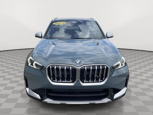 Used 2024 BMW X1 xDrive28i w/ Convenience Package AWD/4WD image 3