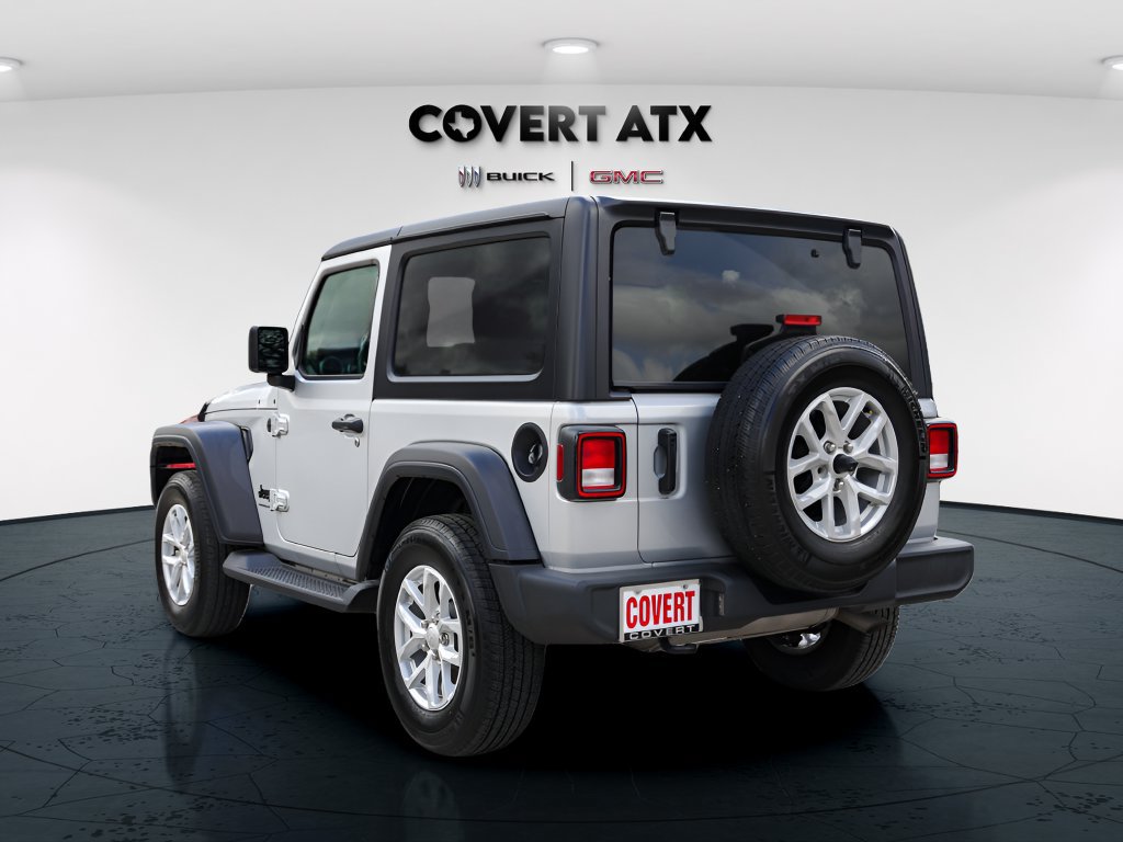 Used 2023 Jeep Wrangler Sport AWD/4WD image 5